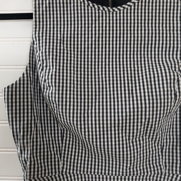 2 For$30 White House Black Market Tunic Gingham Peplum Sleeveless Top 0 - Picture 5 of 7
